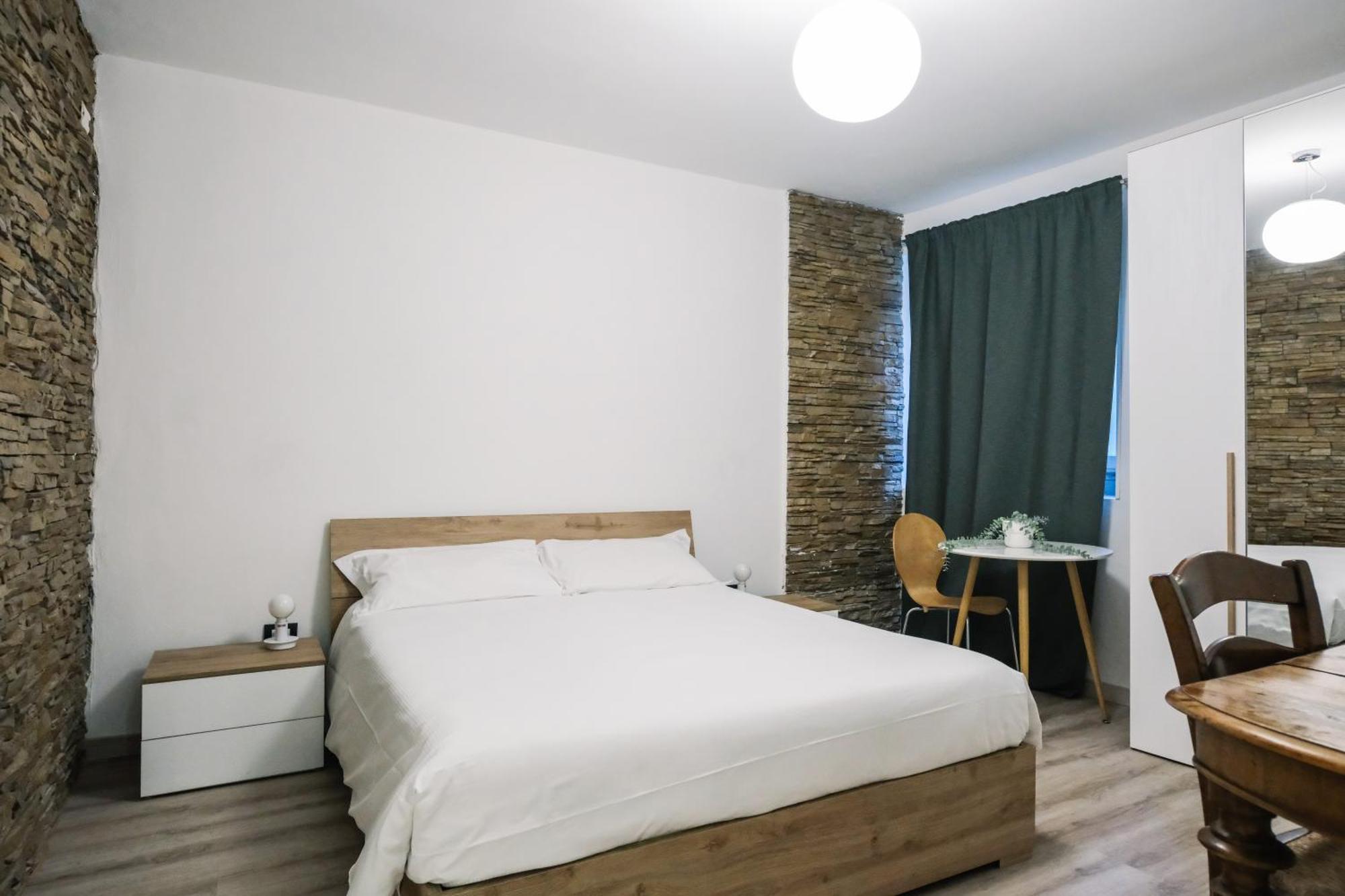 Gasthuis Flora Inn, Scotti's House - Due Passi In Centro 2*