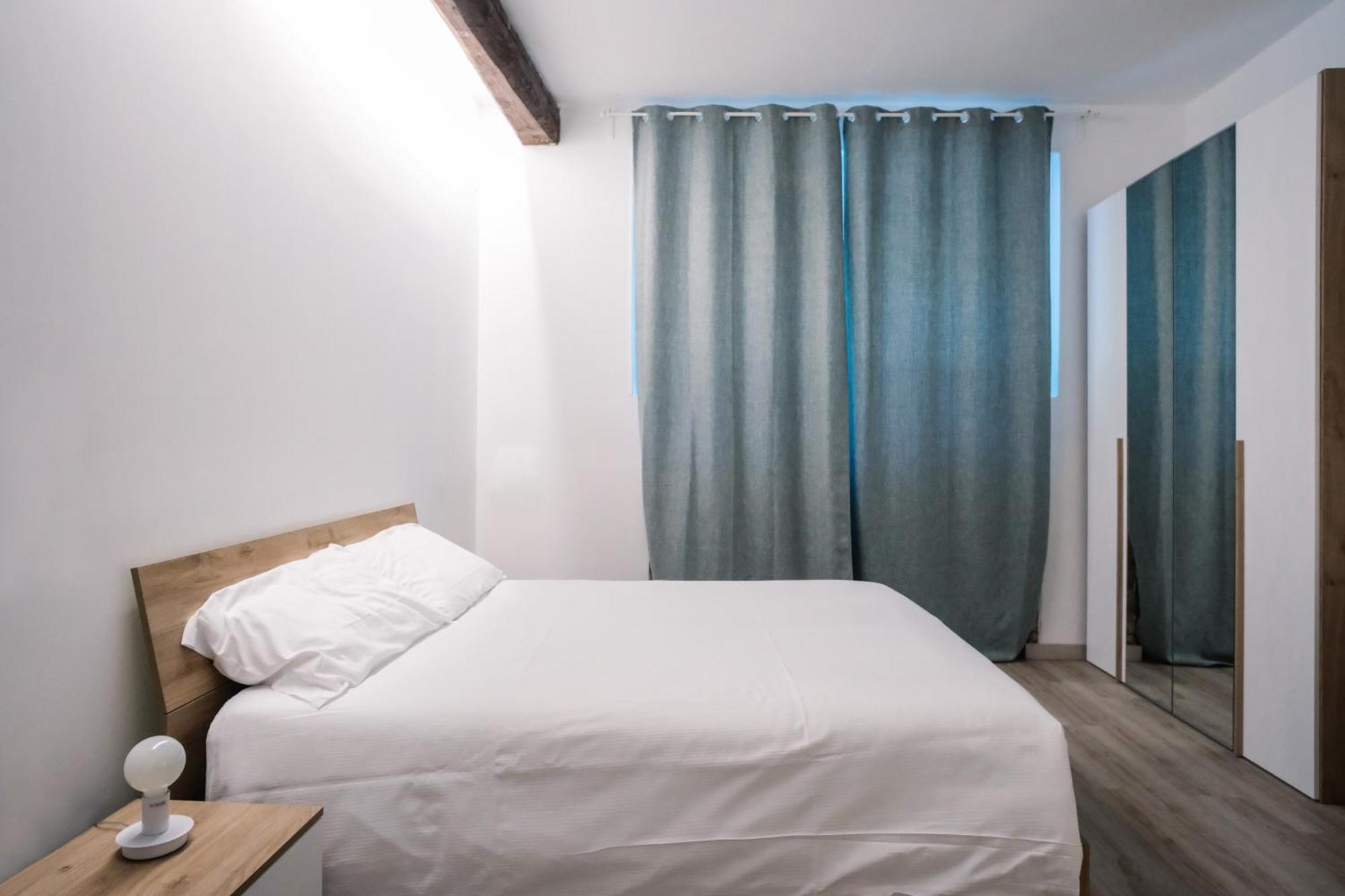 Flora Inn, Scotti's House - Due Passi In Centro Gasthuis 2*